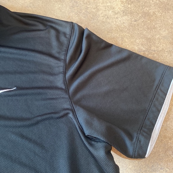 Men’s Nike shirt size XL - Picture 3 of 7